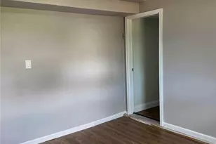 35 Holiday Park Dr, Centereach, NY 11720 - Photo 7