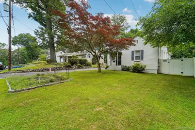 10 Ward Street, Suffern, NY 10901 - Photo 3