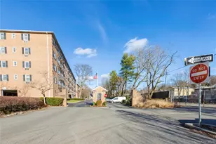 4 Consulate Dr, Tuckahoe, NY 10707 - Photo 17