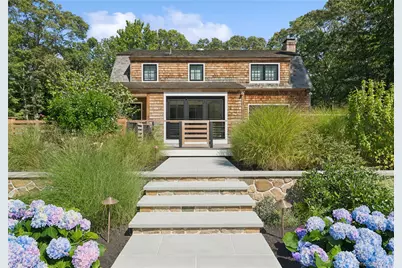 70 Glenview Drive, Southampton, NY 11968 - Photo 3