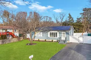 85 Craft Rd, Centereach, NY 11720 - Photo 3