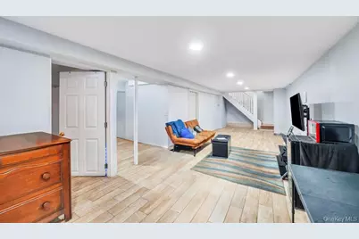 85 Craft Road, Centereach, NY 11720 - Photo 27