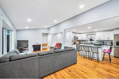 85 Craft Road, Centereach, NY 11720 - Photo 13