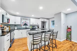 85 Craft Rd, Centereach, NY 11720 - Photo 17