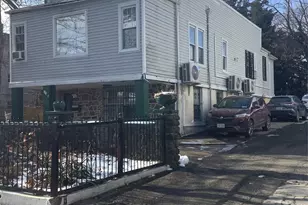 3305 Bronxwood Ave, Bronx, NY 10469 - Photo 1