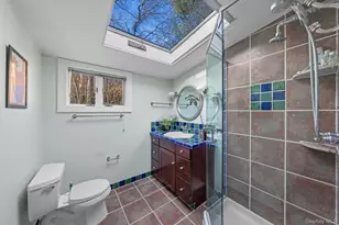 137 Cove Rd, Huntington, NY 11743 - Photo 17