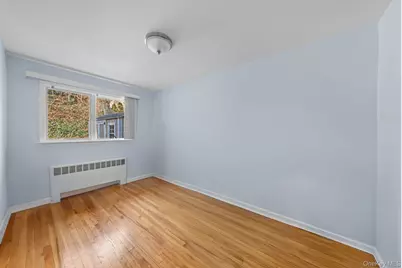 137 Cove Road, Huntington, NY 11743 - Photo 15