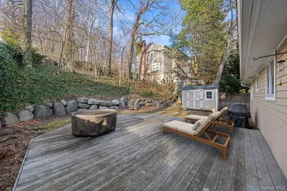 137 Cove Road, Huntington, NY 11743 - Photo 19