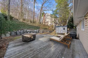 137 Cove Rd, Huntington, NY 11743 - Photo 19