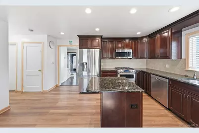 295 Union Avenue Avenue, Lynbrook, NY 11563 - Photo 3