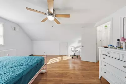 295 Union Avenue Avenue, Lynbrook, NY 11563 - Photo 11