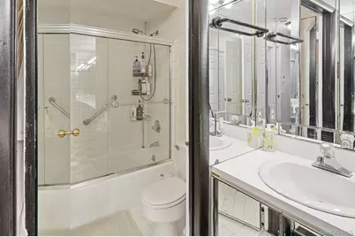 24 Carhart Avenue #217, White Plains, NY 10605 - Photo 19