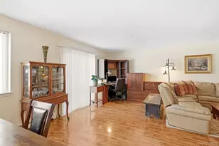 24 Carhart Ave, White Plains, NY 10605 - Photo 11