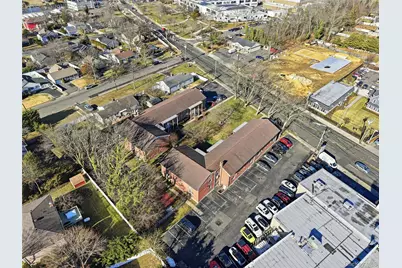 297 Merrick Road #D 1, Amityville, NY 11701 - Photo 19