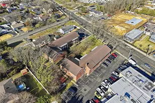 297 Merrick Rd, Amityville, NY 11701 - Photo 19