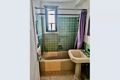 1604 Metropolitan Avenue #8F, Bronx, NY 10462 - Photo 15