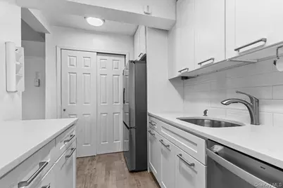 5425 Valles Avenue #3F, Bronx, NY 10471 - Photo 15