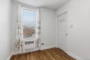 5425 Valles Ave, Bronx, NY 10471 - Photo 11