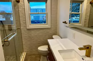 696 N Delaware Ave, Lindenhurst, NY 11757 - Photo 5