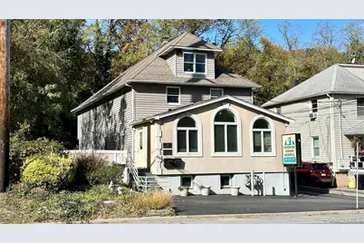 64 Pine Hollow Road #2, Oyster Bay, NY 11771 - Photo 1