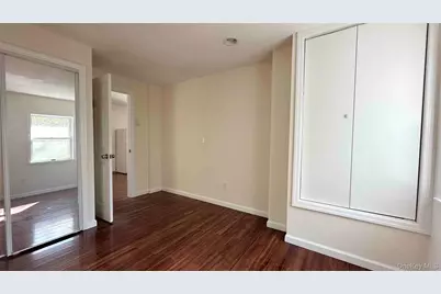 64 Pine Hollow Road #2, Oyster Bay, NY 11771 - Photo 9