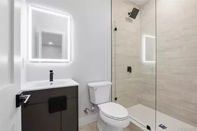 14 Fawn Lane, Westbury, NY 11590 - Photo 27