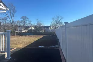 447 Albany Ave, Amityville, NY 11701 - Photo 9