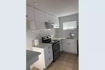 447 Albany Avenue, Amityville, NY 11701 - Photo 21