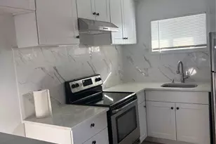 447 Albany Ave, Amityville, NY 11701 - Photo 21