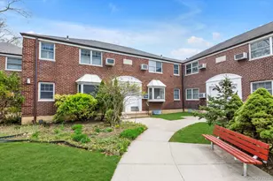 249-36 63rd Ave, Little Neck, NY 11362 - Photo 15