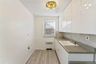 249-36 63rd Ave, Little Neck, NY 11362 - Photo 5