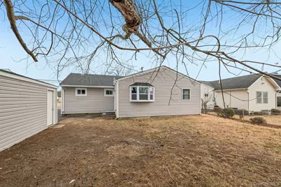 1354 Brooklyn Boulevard, Bay Shore, NY 11706 - Photo 45