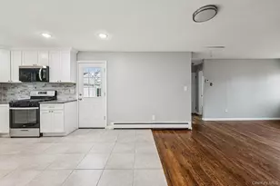 1354 Brooklyn Blvd, Bay Shore, NY 11706 - Photo 21