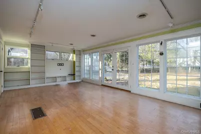 102 W Wiley Street, Maybrook, NY 12543 - Photo 17