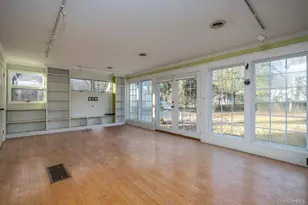 102 W Wiley St, Maybrook, NY 12543 - Photo 17