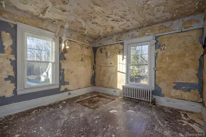 102 W Wiley Street, Maybrook, NY 12543 - Photo 23