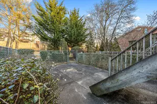 15-37 144th St, Whitestone, NY 11357 - Photo 37