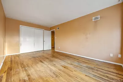 1537 144th Street, Whitestone, NY 11357 - Photo 23