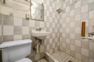 15-37 144th St, Whitestone, NY 11357 - Photo 35