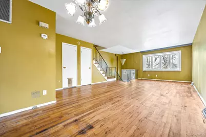 1537 144th Street, Whitestone, NY 11357 - Photo 5