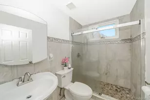 22 Francine Dr N, Massapequa, NY 11758 - Photo 9