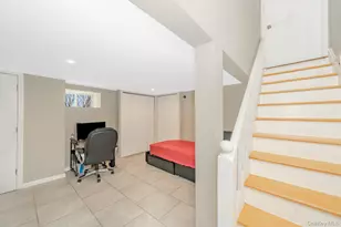 22 Francine Dr N, Massapequa, NY 11758 - Photo 15