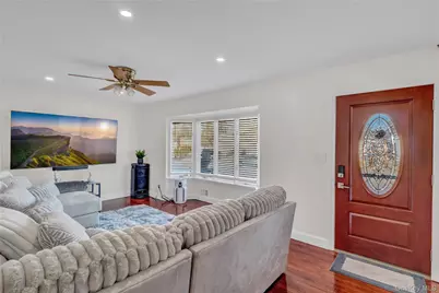 14 Lisa Drive, Deer Park, NY 11729 - Photo 7