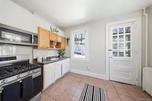 29 Beacon St, Middletown, NY 10940 - Photo 11