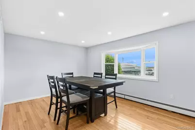 276 Hudson Avenue, Freeport, NY 11520 - Photo 7