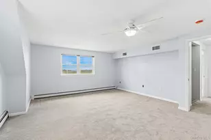 276 Hudson Ave, Freeport, NY 11520 - Photo 15