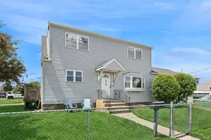 276 Hudson Ave, Freeport, NY 11520 - Photo 3