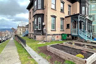 56 Dubois St, Newburgh, NY 12550 - Photo 7