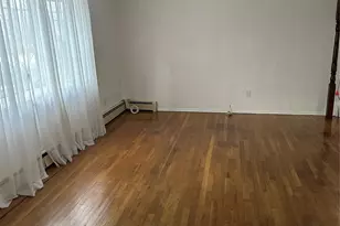 162 Rolling St, Malverne, NY 11565 - Photo 3