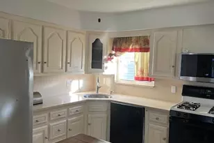 162 Rolling St, Malverne, NY 11565 - Photo 7